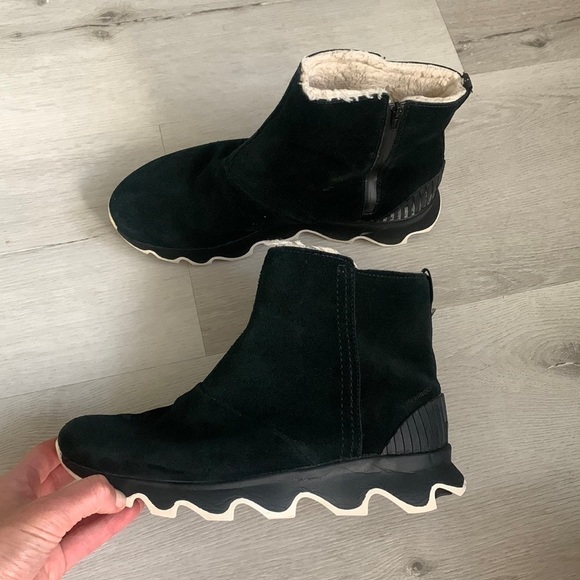 Sorel Kinetic boots size 9 leather suede booties black wedges zipper winter - Picture 2 of 13